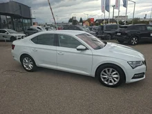 Škoda Superb Style TDI DSG in Moon-Weiß Metallic