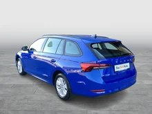 Škoda Octavia Combi Ambition in Energy-Blau