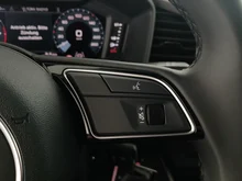 Audi A1 Sportback 25 TFSI intense in Cortinaweiss