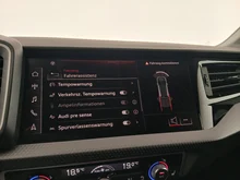 Audi A1 Sportback 25 TFSI intense in Cortinaweiss