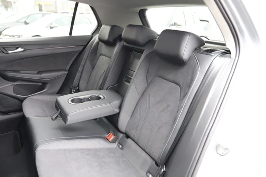 Bild eines VW Golf Rabbit TSI
