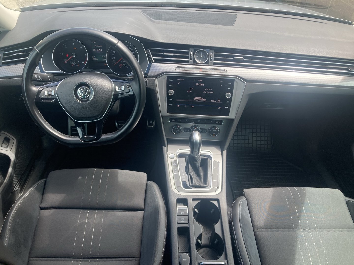 VW Passat Alltrack BMT 2,0 TDI SCR 4Motion DSG | Bild 10 von 16