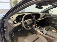 Audi A6 Avant e-hybrid quattro 270 kW in Mythosschwarz Metallic