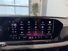 Audi A6 Avant e-hybrid quattro 270 kW in Mythosschwarz Metallic