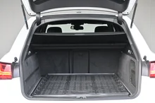 Audi A6 Avant 2.0 TDI quattro intense in gletscherweiß metallic