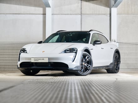 Porsche Taycan 4S Cross Turismo