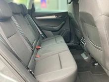 Škoda Karoq 4x4 Selection TDI DSG in Graphit-Grau Metallic