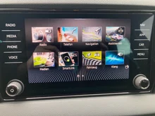 Škoda Karoq 4x4 Selection TDI DSG in Graphit-Grau Metallic