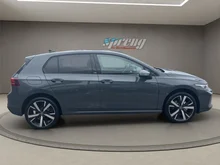VW Golf Rabbit mHEV DSG in Delfingrau Metallic