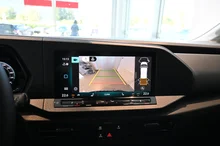 VW Caddy TDI 4MOTION in Deepblack Perleffekt