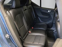 Volvo XC40 T3 Inscription in Blau