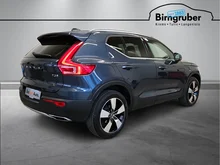 Volvo XC40 T3 Inscription in Blau