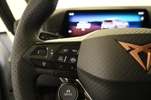 CUPRA Born VZ 79/84 240kW/326PS in Nevada-Weiß Metallic