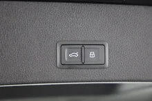 Audi Q2 30 TDI advanced in MYTHOSSCHWARZ METALLIC