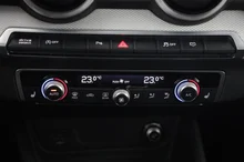 Audi Q2 30 TDI advanced in MYTHOSSCHWARZ METALLIC