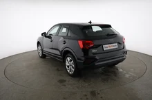 Audi Q2 30 TDI advanced in MYTHOSSCHWARZ METALLIC