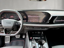 Audi A5 Avant TFSI e-hybrid quattro 270 kW in MYTHOSSCHWARZ METALLIC