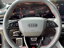 Audi A5 Avant TFSI e-hybrid quattro 270 kW in MYTHOSSCHWARZ METALLIC