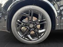 VW Tiguan Sport TDI 4MOTION DSG in Grenadillschwarz Metallic