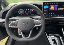 VW Golf R-Line TSI 4MOTION DSG in Grenadillschwarz Metallic