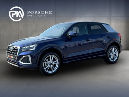 Audi Q2 35 TFSI admired