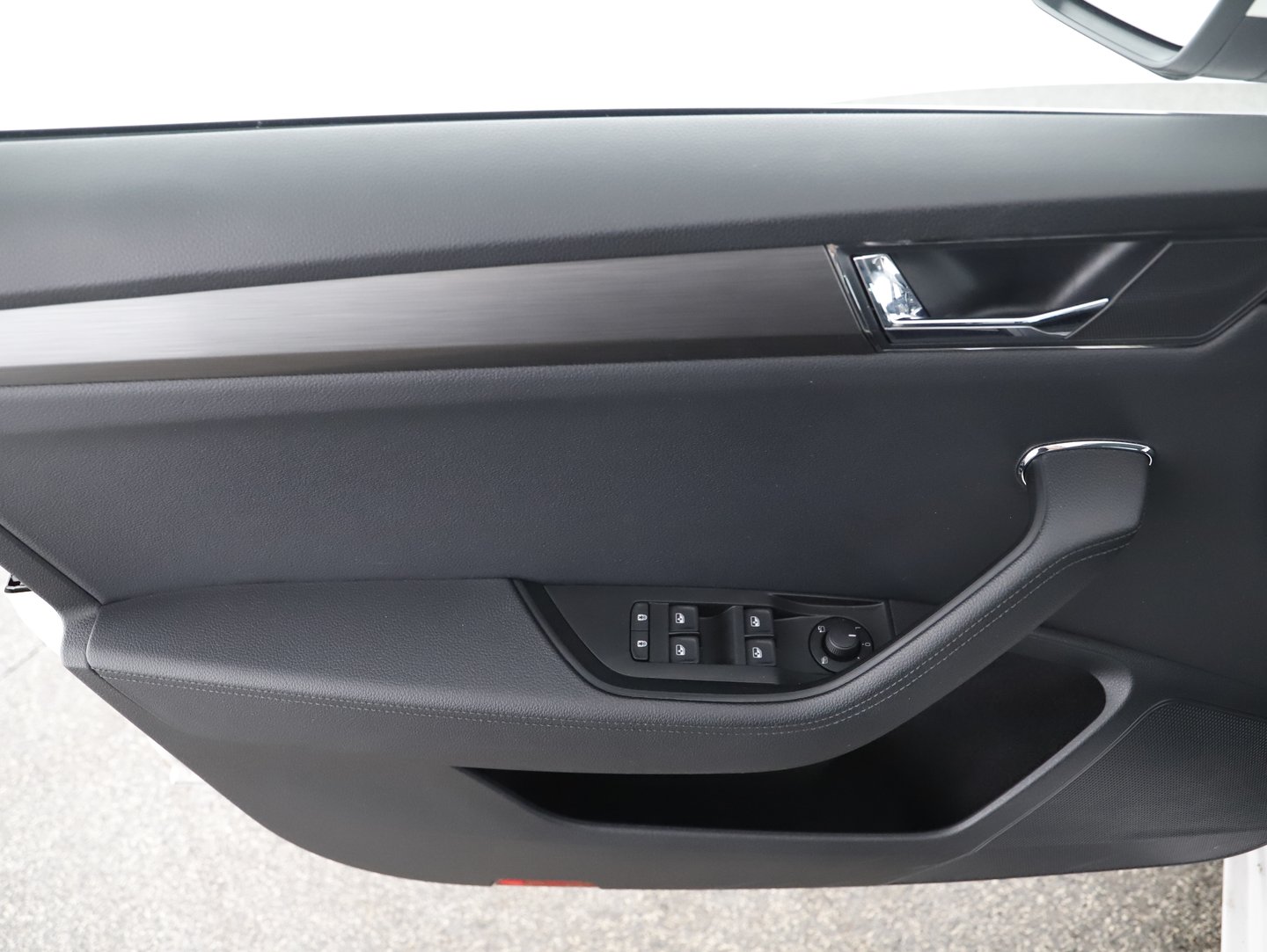 Škoda SUPERB Combi Style TDI | Bild 4 von 27