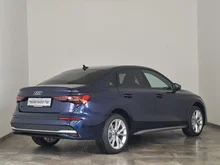 Audi A3 Limousine 30 TFSI in Navarrablau Metallic