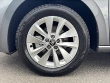Škoda Scala Selection TSI in 5X Graphite-Grau Metallic