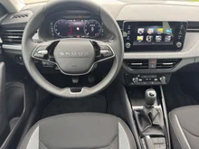 Škoda Scala Selection TSI in 5X Graphite-Grau Metallic