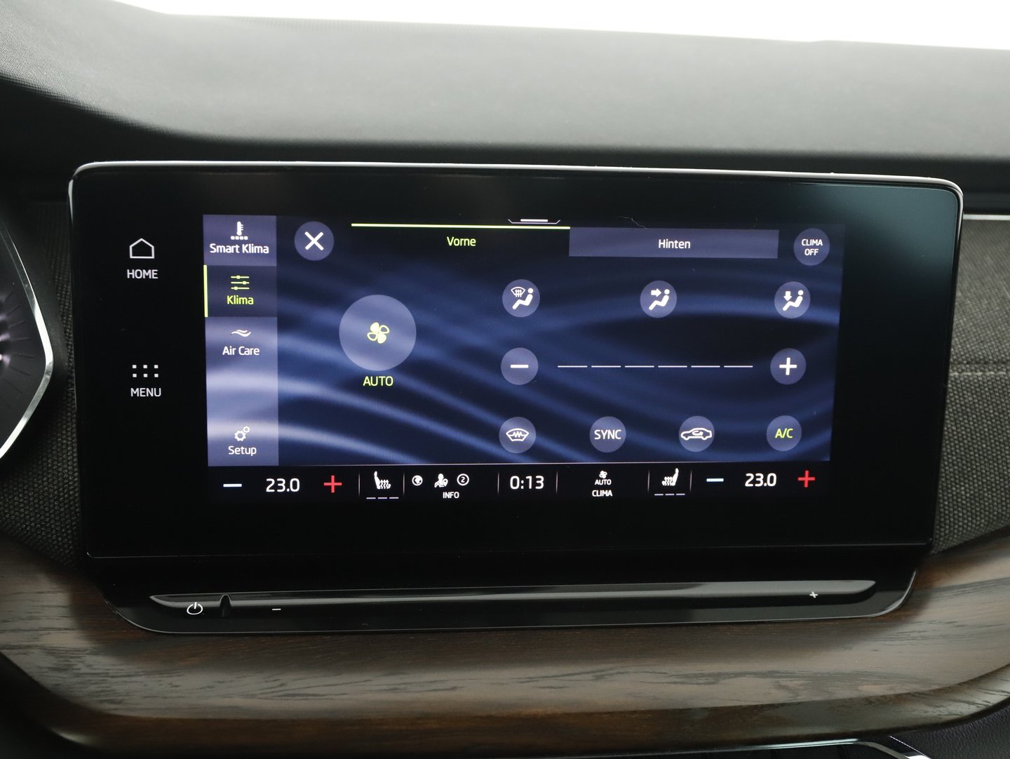 Škoda OCTAVIA Combi 4x4 SCOUT TDI DSG | Bild 18 von 32