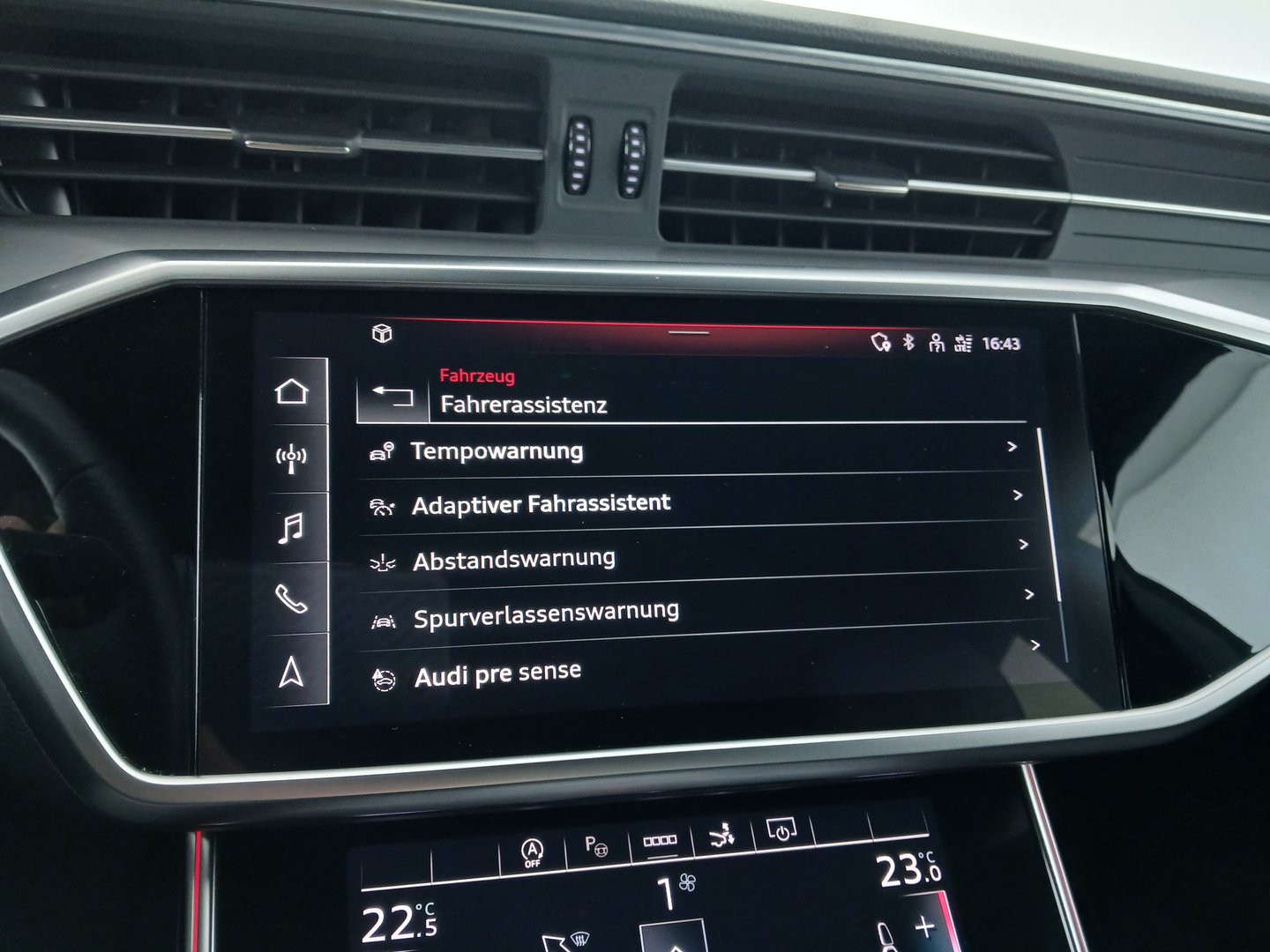Audi A7 Sportback 40 TDI quattro | Bild 21 von 37