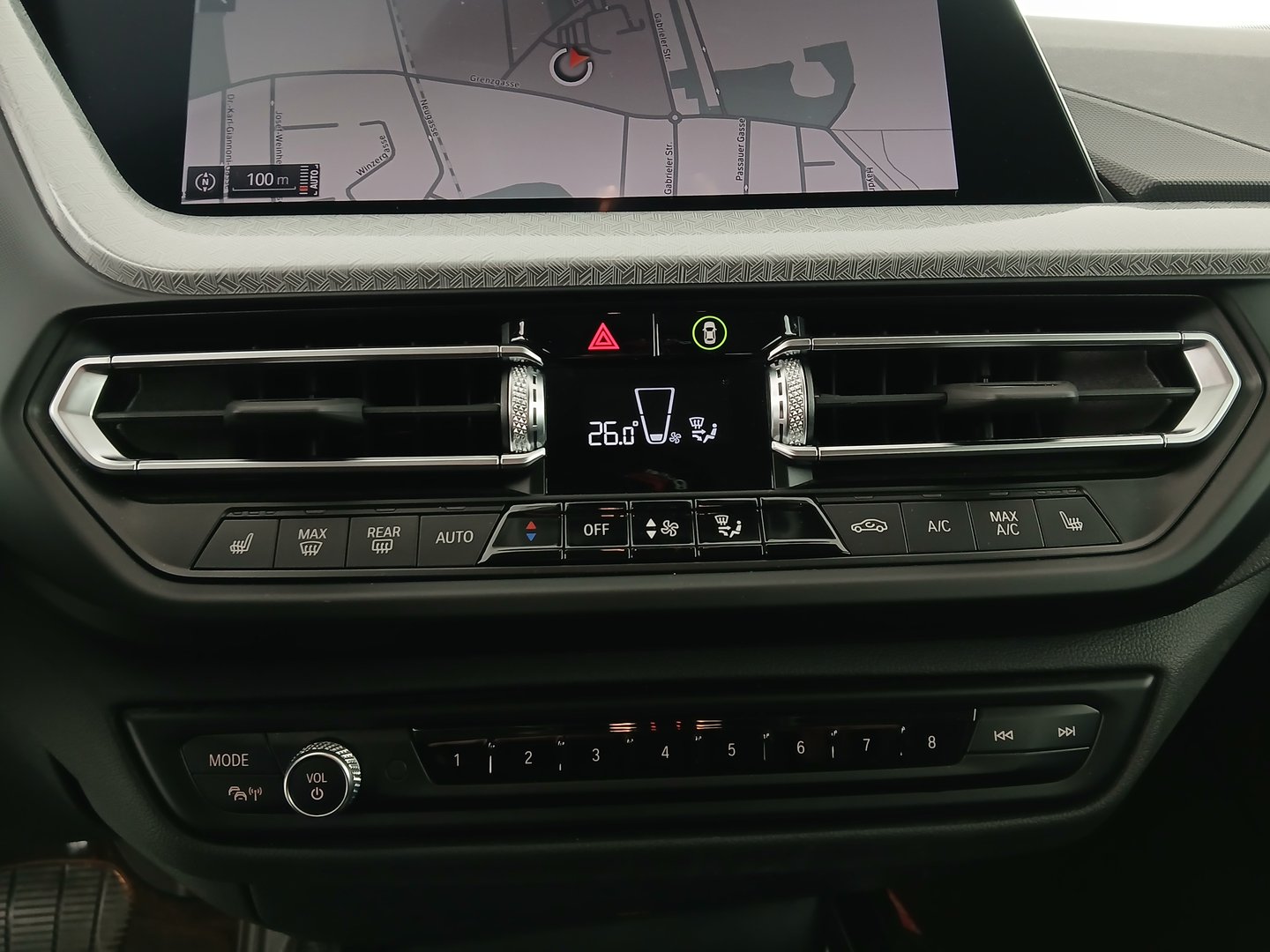 BMW 216d Gran Coupe Aut. | Bild 27 von 32