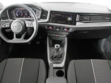 Thumbnail-Foto von Fahrzeug