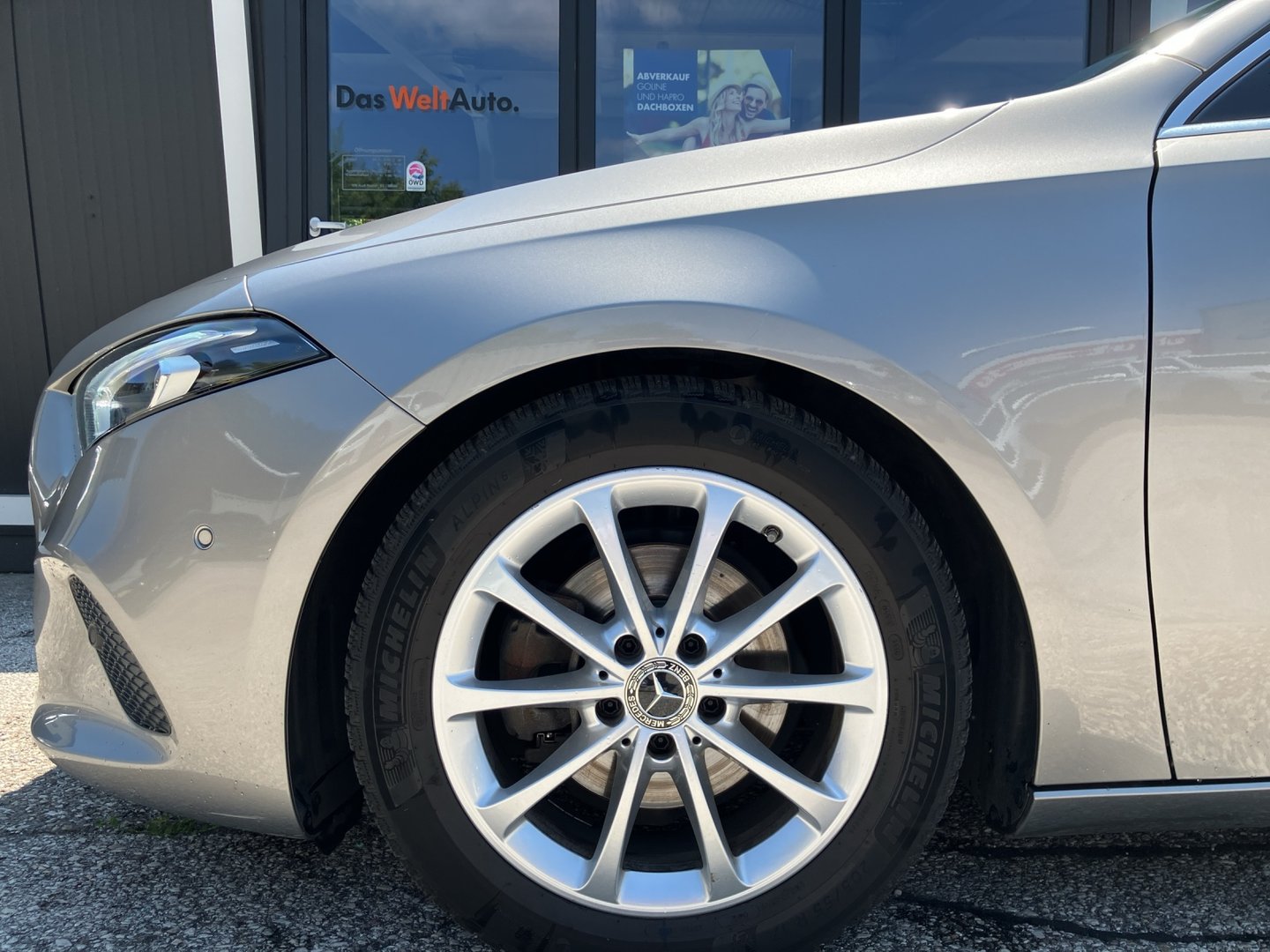 Mercedes A 180 d Aut. | Bild 4 von 17