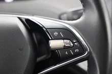 Škoda Enyaq 60 in BRILLIANT-SILBER METALLIC
