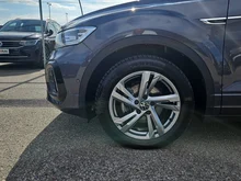 VW T-Roc Cabriolet R-Line TSI in 5W Rauchgrau Metallic
