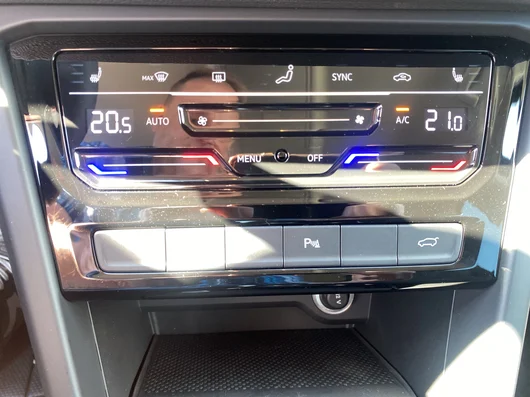 Bild eines VW Touran Life TDI