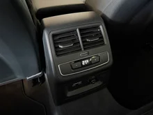 Audi A4 Avant 35 TFSI S line in schwarz