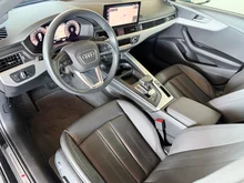 Audi A4 Avant 35 TFSI S line in schwarz