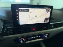 Audi A4 Avant 35 TFSI S line in schwarz