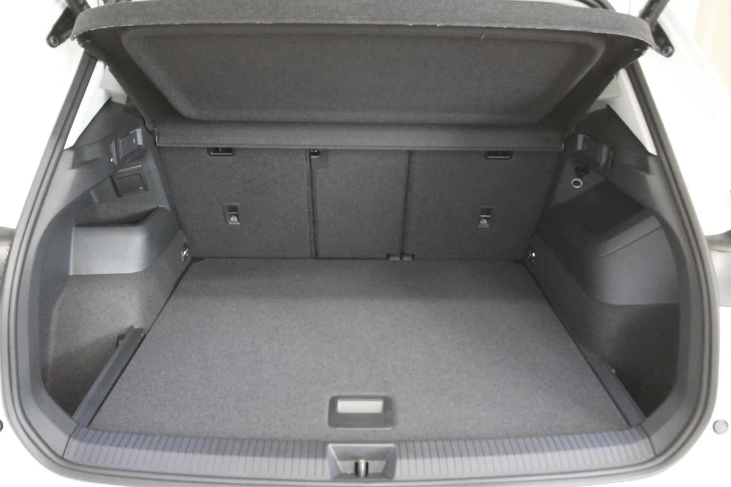 Bild eines Tiguan Friends eTSI DSG