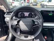 Škoda Octavia Combi Selection TSI mHEV DSG in Black-Magic Perleffekt