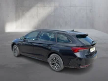 Škoda Octavia Combi Selection TSI mHEV DSG in Black-Magic Perleffekt