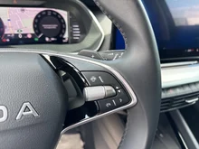Škoda Octavia Combi Selection TSI mHEV DSG in Black-Magic Perleffekt