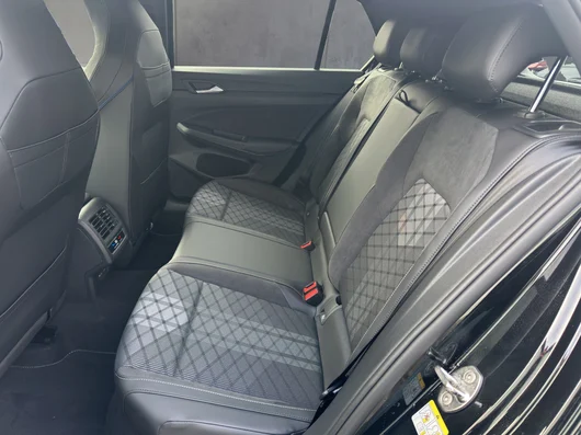 Bild eines VW Golf Sport mHEV TSI DSG