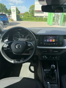 Thumbnail-Foto von Fahrzeug