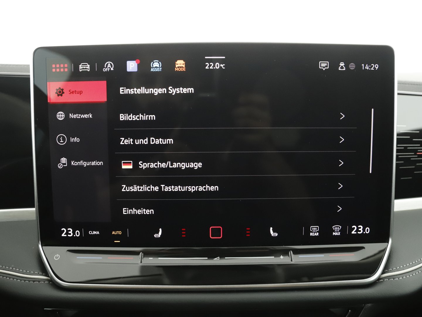 VW Passat Variant Elegance TDI DSG | Bild 23 von 33