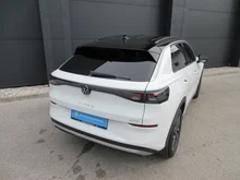 VW T-Roc Life eTSI DSG in Pure White Dach Black Uni