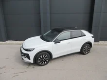 VW T-Roc Life eTSI DSG in Pure White Dach Black Uni