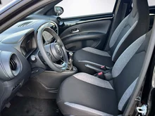 Thumbnail-Foto von Fahrzeug